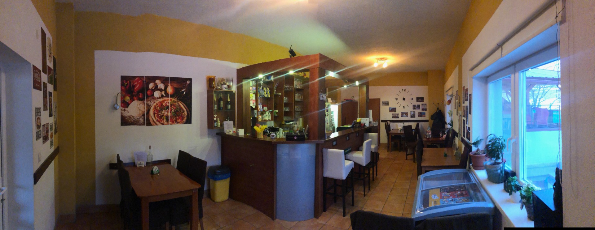 bar